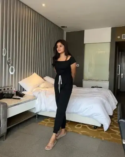 Call Girls Navalgund Cash On Delivery